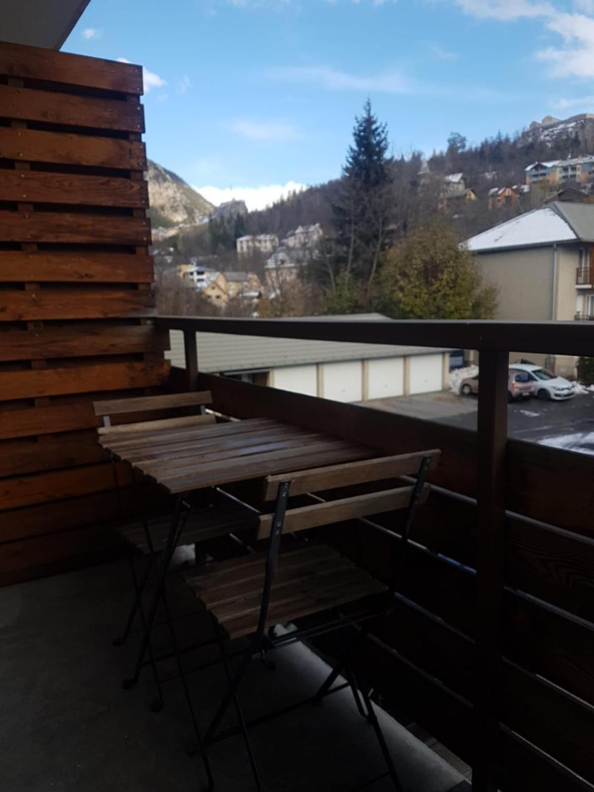 Briancon : Appartement 4-6 Personnes Moderne, Tout Confort. Exteriör bild